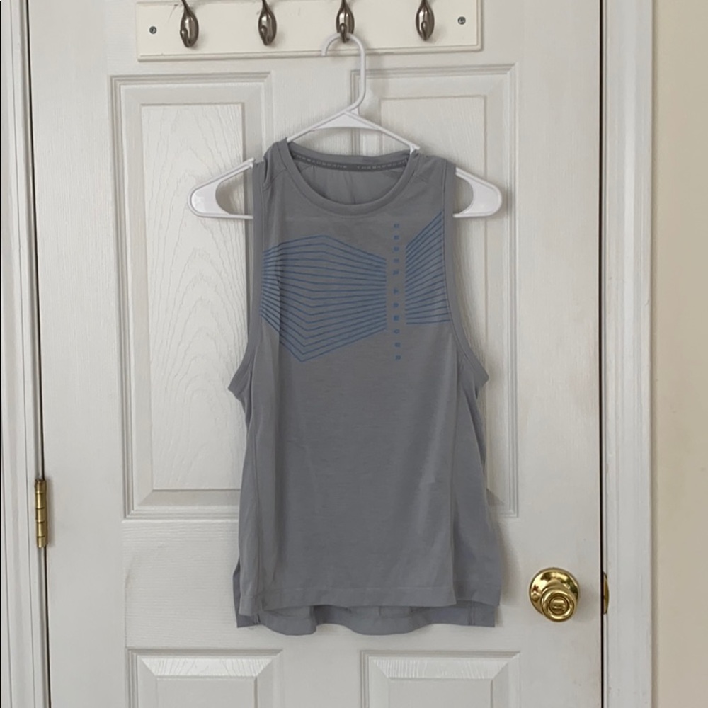 Under armour tank